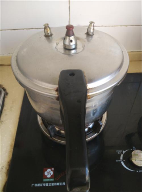 高压锅炖排骨多长时间能炖烂？附高压锅使用方式