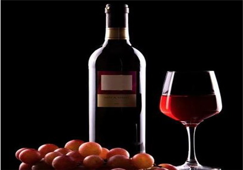 莱琦古堡红酒加盟产品图片