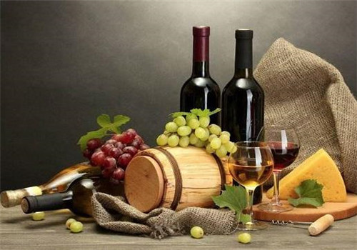 九加红酒业加盟产品图片