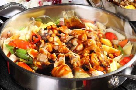 芳沁百味焖锅烤鱼加盟产品图片