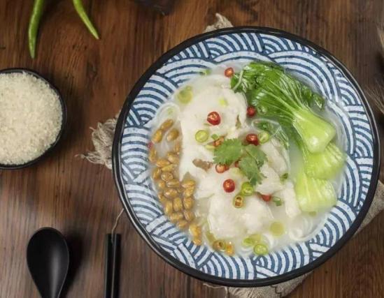 翁记酸菜鱼米线加盟产品图片