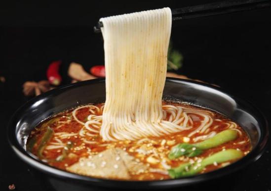红汤烩酸菜米线加盟产品图片