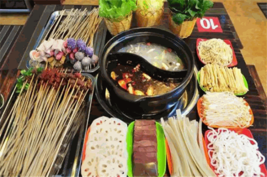 食客串串香烧烤火锅加盟产品图片