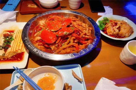 卤福记肉蟹煲加盟产品图片