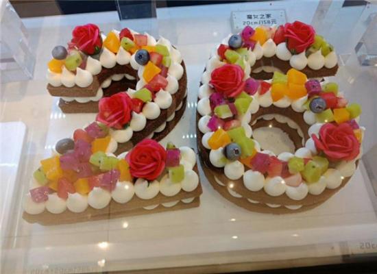 荣华蛋糕加盟产品图片