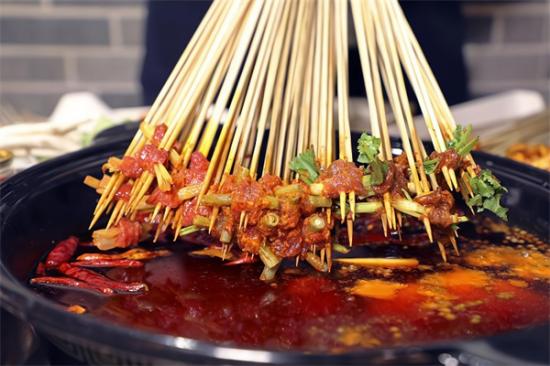 味到位串串香加盟产品图片